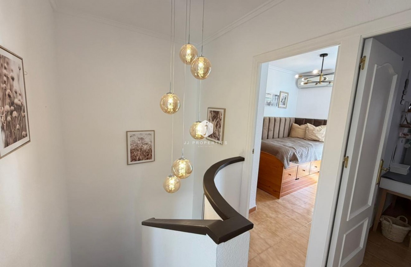 Aus zweiter Hand - Chalet -
Torrevieja - Los Frutales