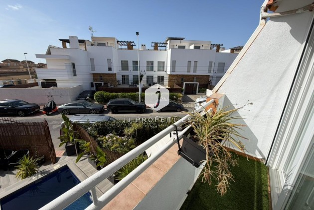 Aus zweiter Hand - Chalet -
Torrevieja - Los Frutales