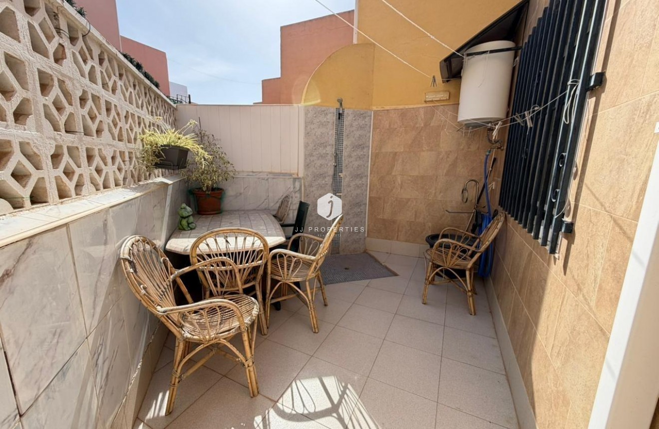 Aus zweiter Hand - Chalet -
Torrevieja - Los Frutales