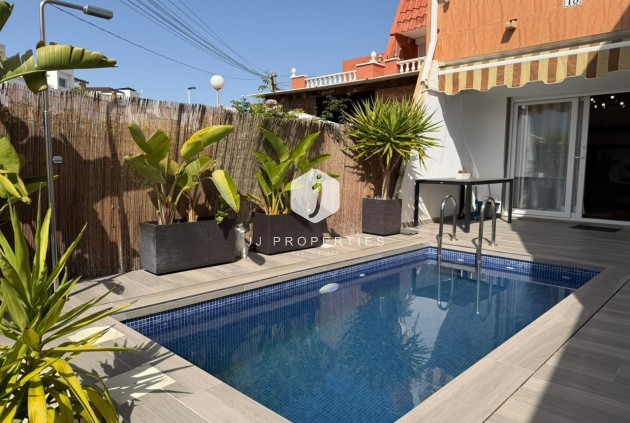 Aus zweiter Hand - Chalet -
Torrevieja - Los Frutales