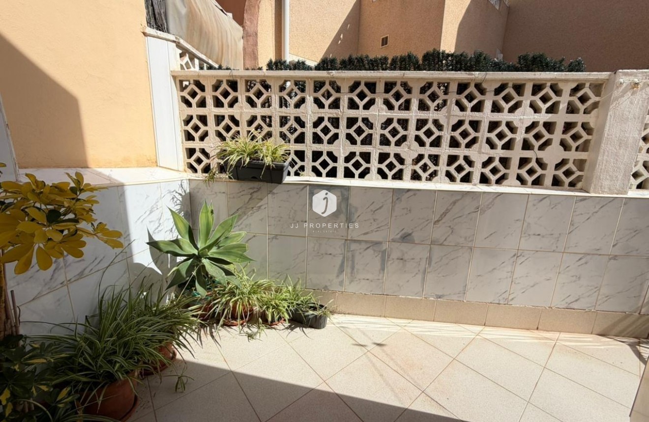 Aus zweiter Hand - Chalet -
Torrevieja - Los Frutales