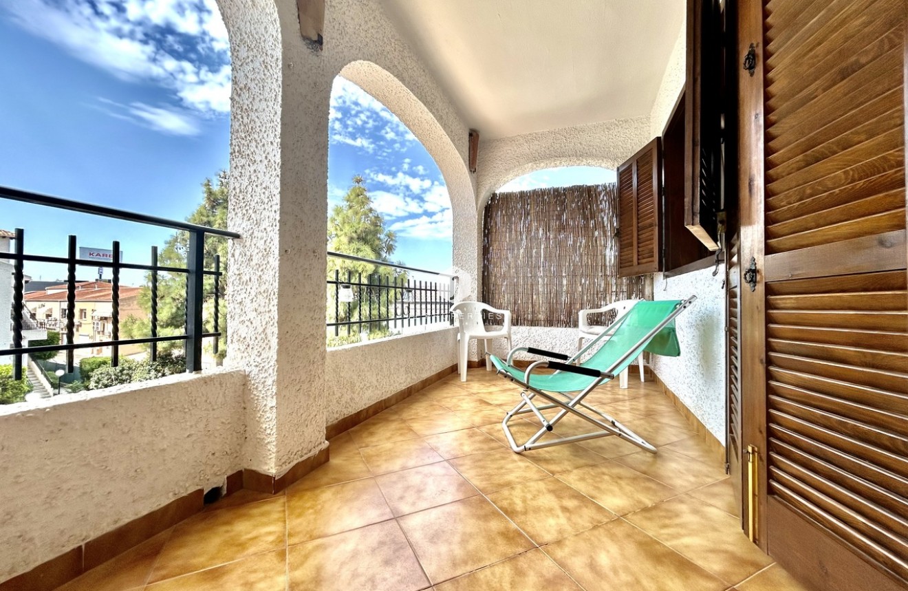 Z drugiej ręki - Mieszkanie w bloku -
Cabo Roig - Costa Blanca