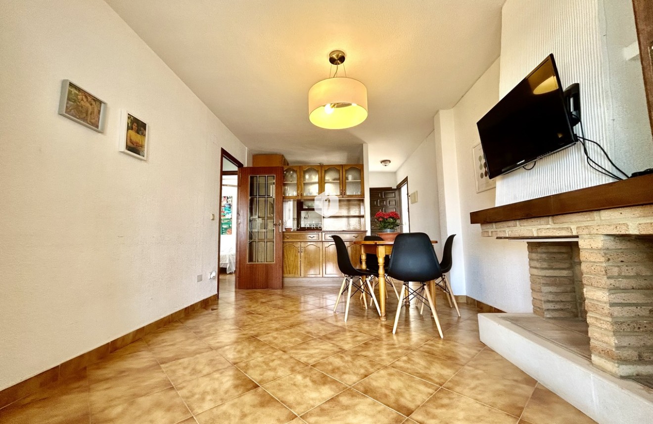 Z drugiej ręki - Mieszkanie w bloku -
Cabo Roig - Costa Blanca