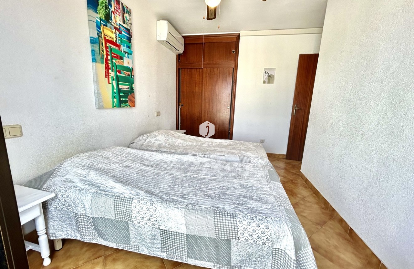 Z drugiej ręki - Mieszkanie w bloku -
Cabo Roig - Costa Blanca