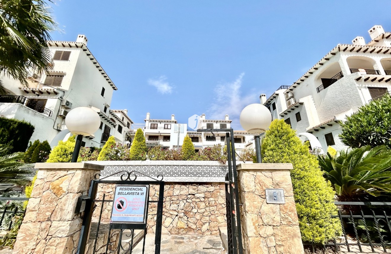 Z drugiej ręki - Mieszkanie w bloku -
Cabo Roig - Costa Blanca