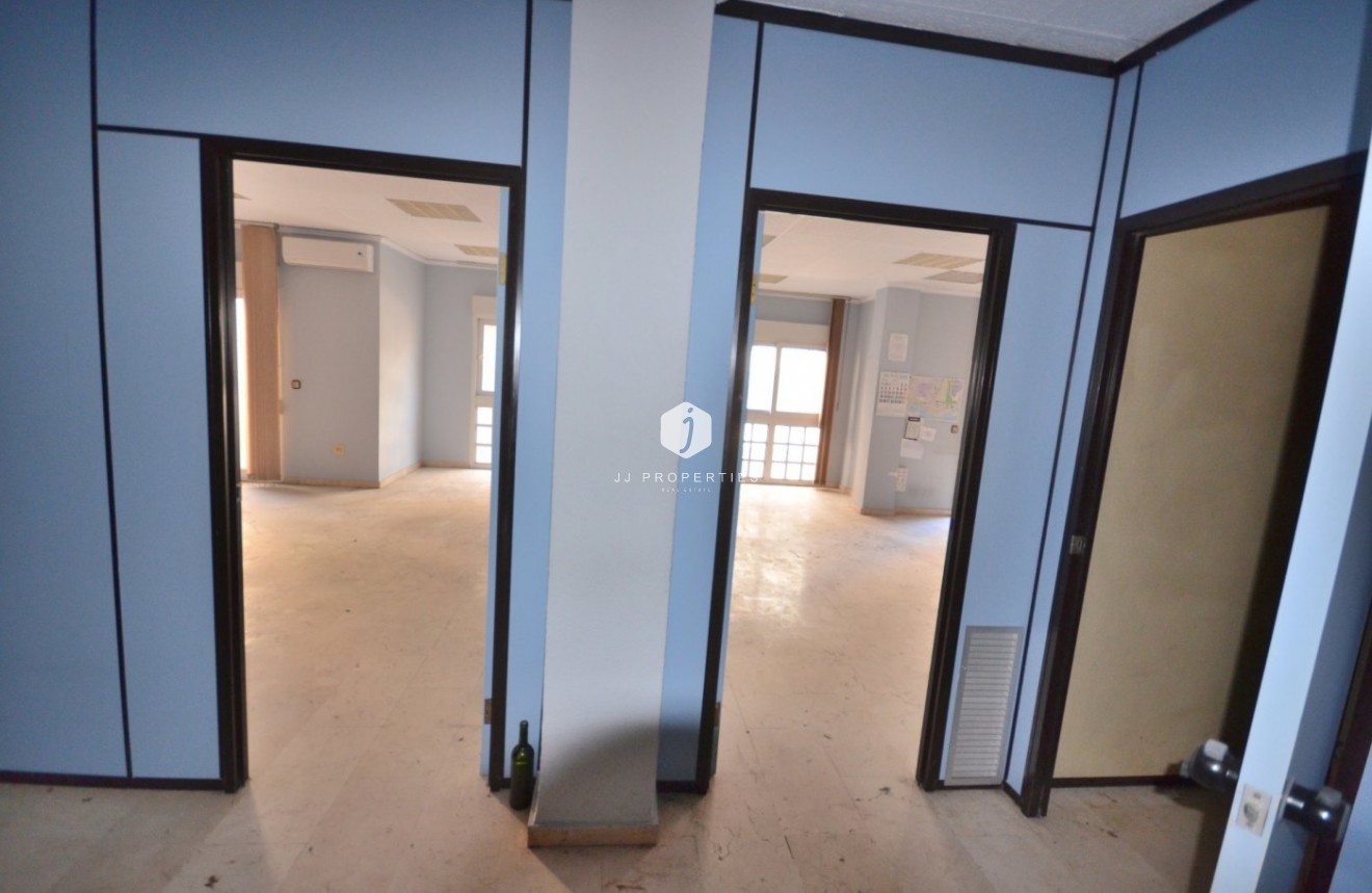 Segunda mano - Apartamento / piso -
Torrevieja - Centro