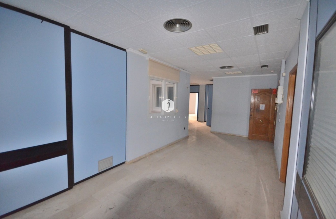 Segunda mano - Apartamento / piso -
Torrevieja - Centro