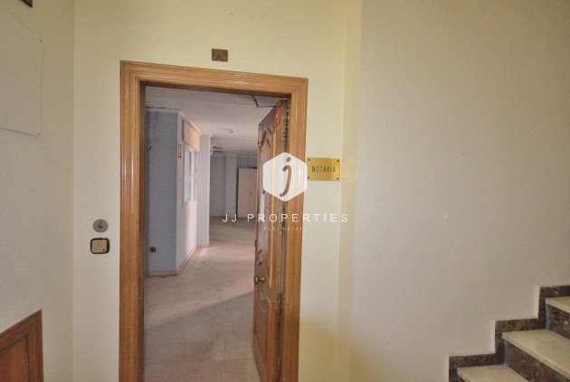 Segunda mano - Apartamento / piso -
Torrevieja - Centro