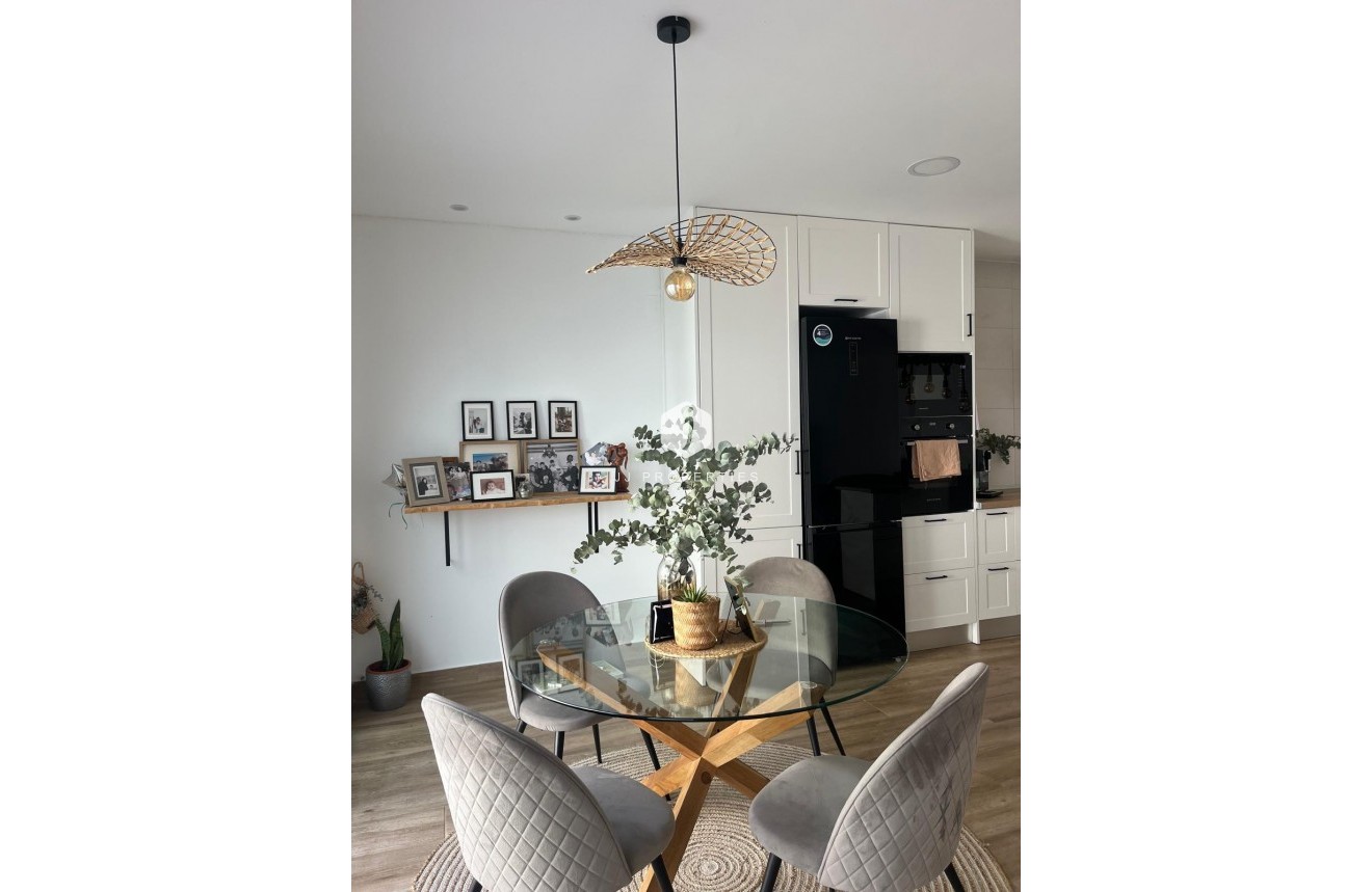 Z drugiej ręki - Mieszkanie w bloku -
Almoradí - Centro Urbano 2