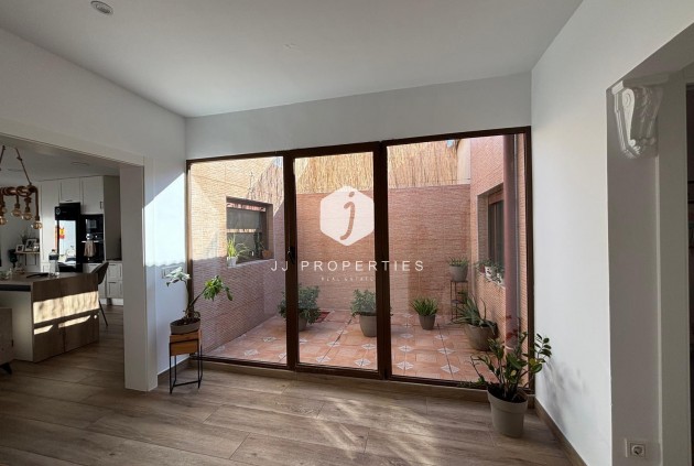 Z drugiej ręki - Mieszkanie w bloku -
Almoradí - Centro Urbano 2