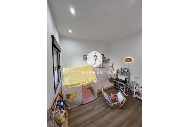 Z drugiej ręki - Mieszkanie w bloku -
Almoradí - Centro Urbano 2