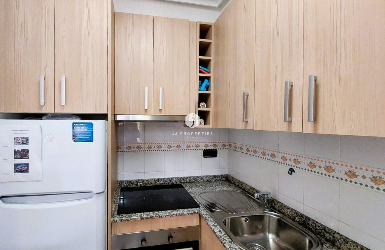 Z drugiej ręki - Mieszkanie w bloku -
Orihuela Costa - Costa Blanca