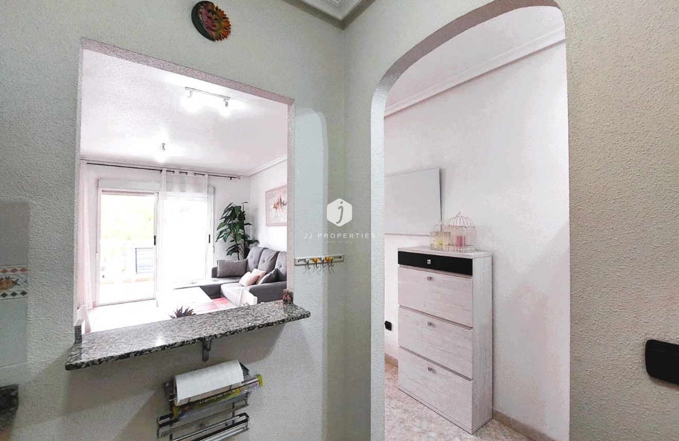 Z drugiej ręki - Mieszkanie w bloku -
Orihuela Costa - Costa Blanca