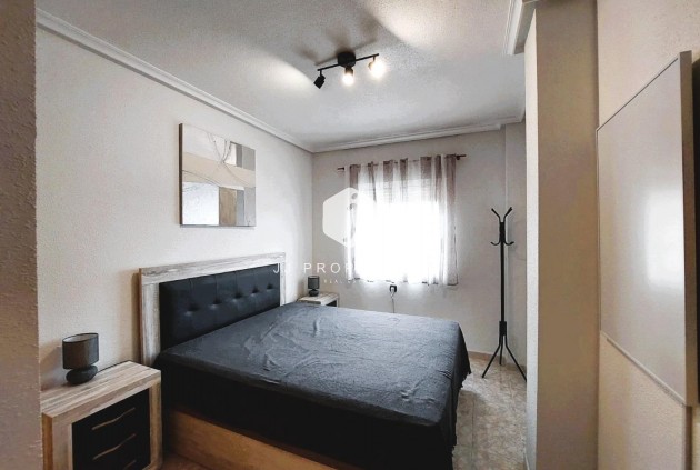 Z drugiej ręki - Mieszkanie w bloku -
Orihuela Costa - Costa Blanca