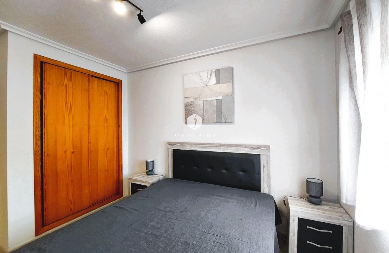 Z drugiej ręki - Mieszkanie w bloku -
Orihuela Costa - Costa Blanca