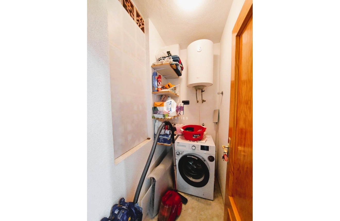 Z drugiej ręki - Mieszkanie w bloku -
Orihuela Costa - Costa Blanca