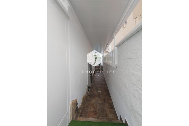 Z drugiej ręki - Villa -
San Miguel de Salinas - Inland