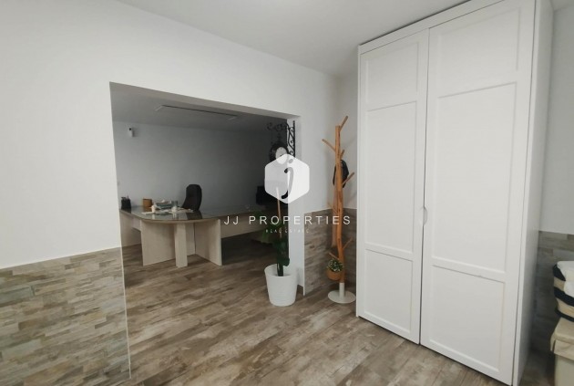 Z drugiej ręki - Villa -
San Miguel de Salinas - Inland