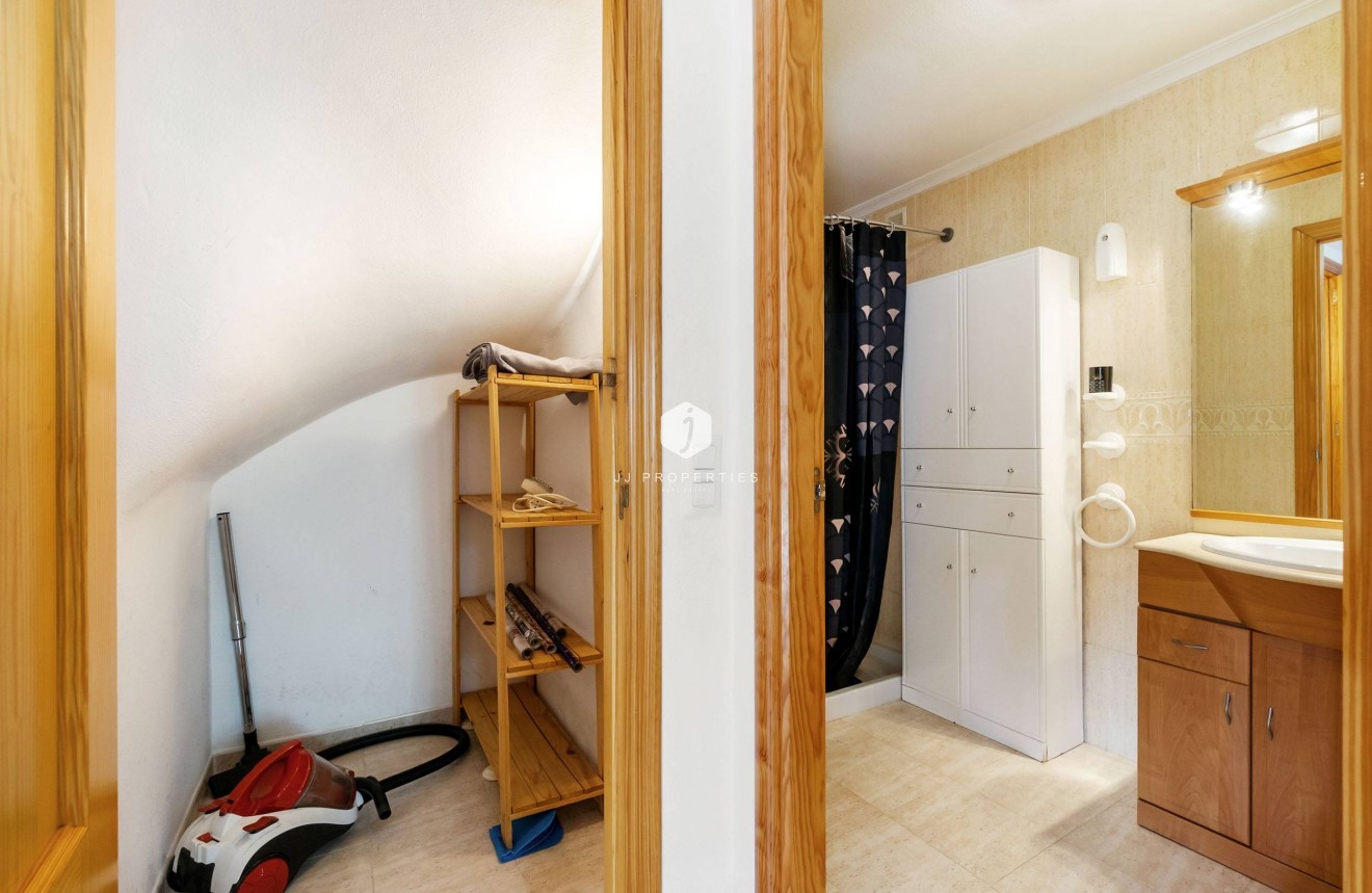 Z drugiej ręki - Dupleks -
Orihuela Costa - Playa Flamenca