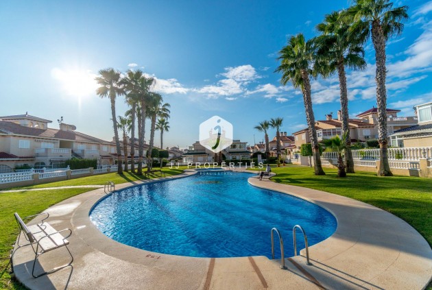 Z drugiej ręki - Dupleks -
Orihuela Costa - Playa Flamenca