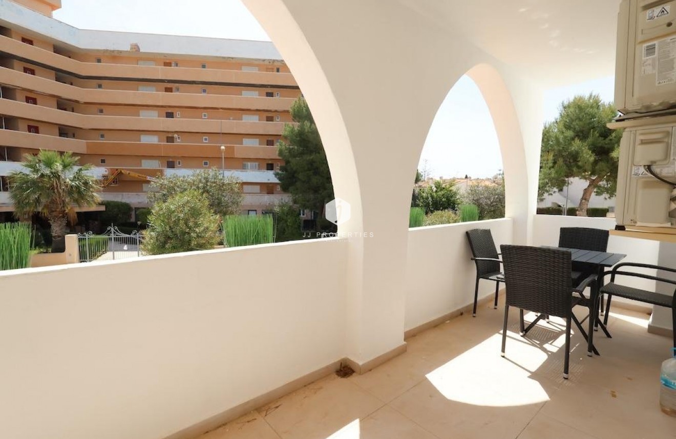 Aus zweiter Hand - Bungalow -
Orihuela Costa - Costa Blanca