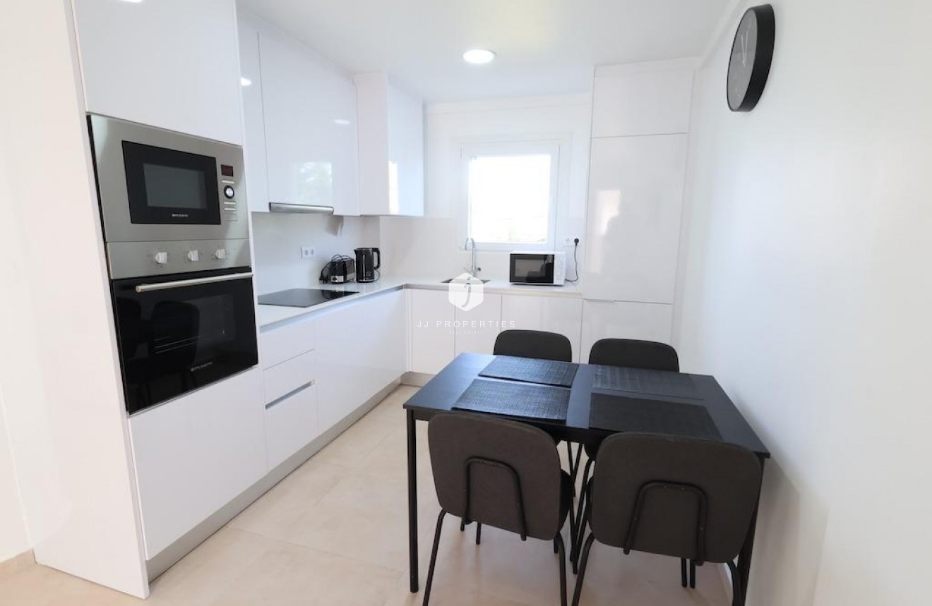 Aus zweiter Hand - Bungalow -
Orihuela Costa - Costa Blanca