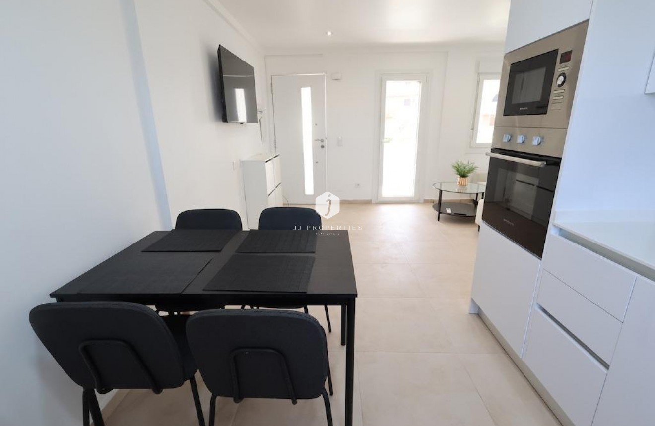 Aus zweiter Hand - Bungalow -
Orihuela Costa - Costa Blanca