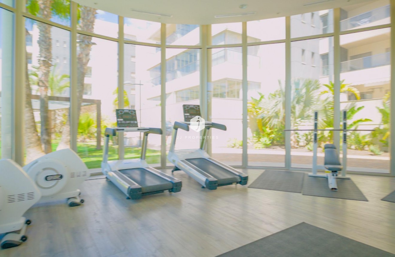 Z drugiej ręki - Mieszkanie w bloku -
Orihuela Costa - Los Dolses