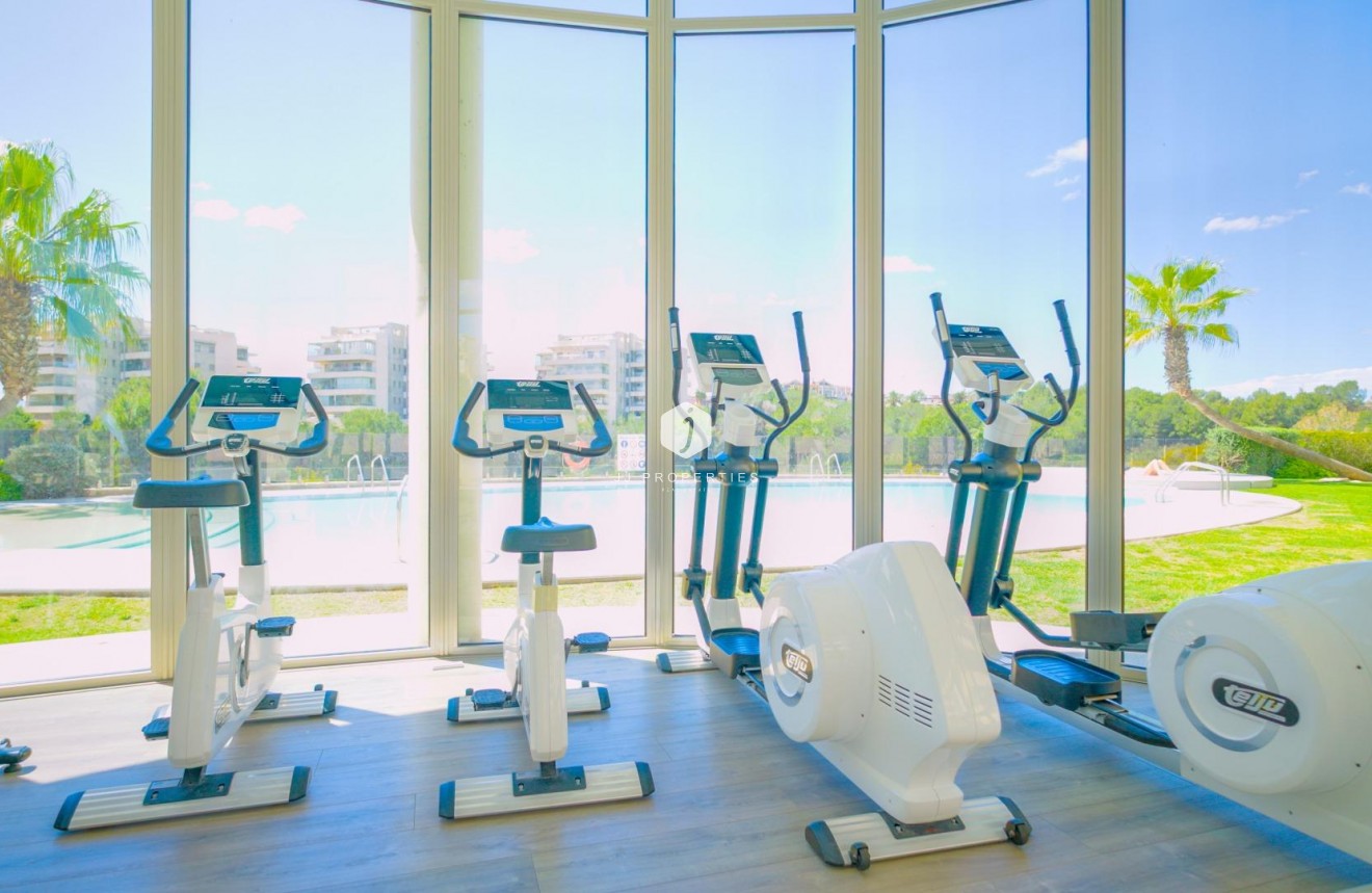 Z drugiej ręki - Mieszkanie w bloku -
Orihuela Costa - Los Dolses