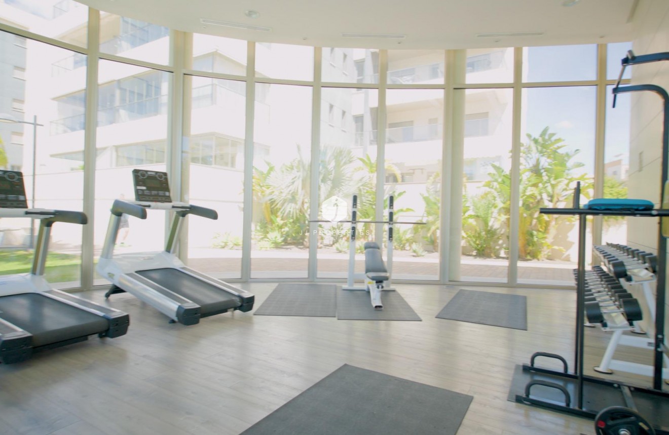 Z drugiej ręki - Mieszkanie w bloku -
Orihuela Costa - Los Dolses