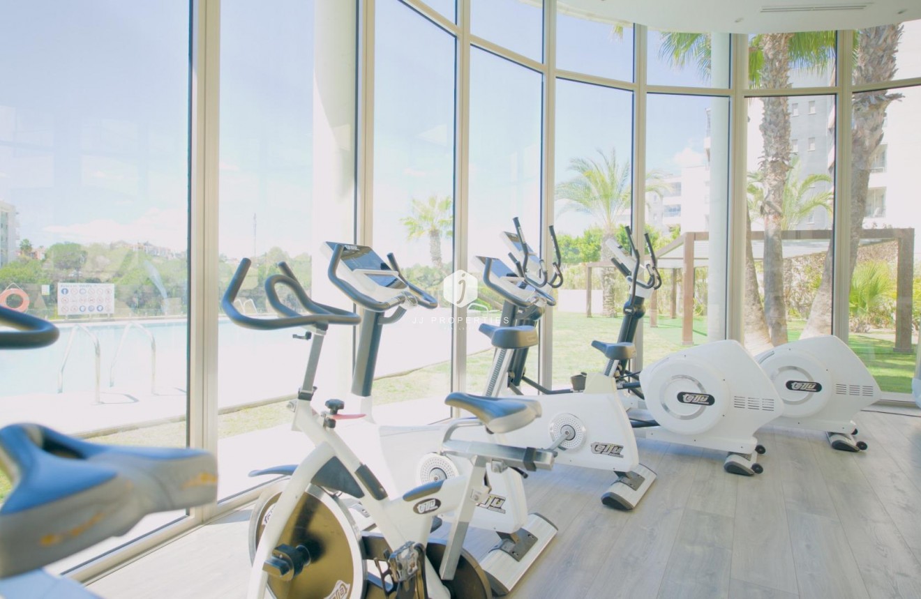 Z drugiej ręki - Mieszkanie w bloku -
Orihuela Costa - Los Dolses