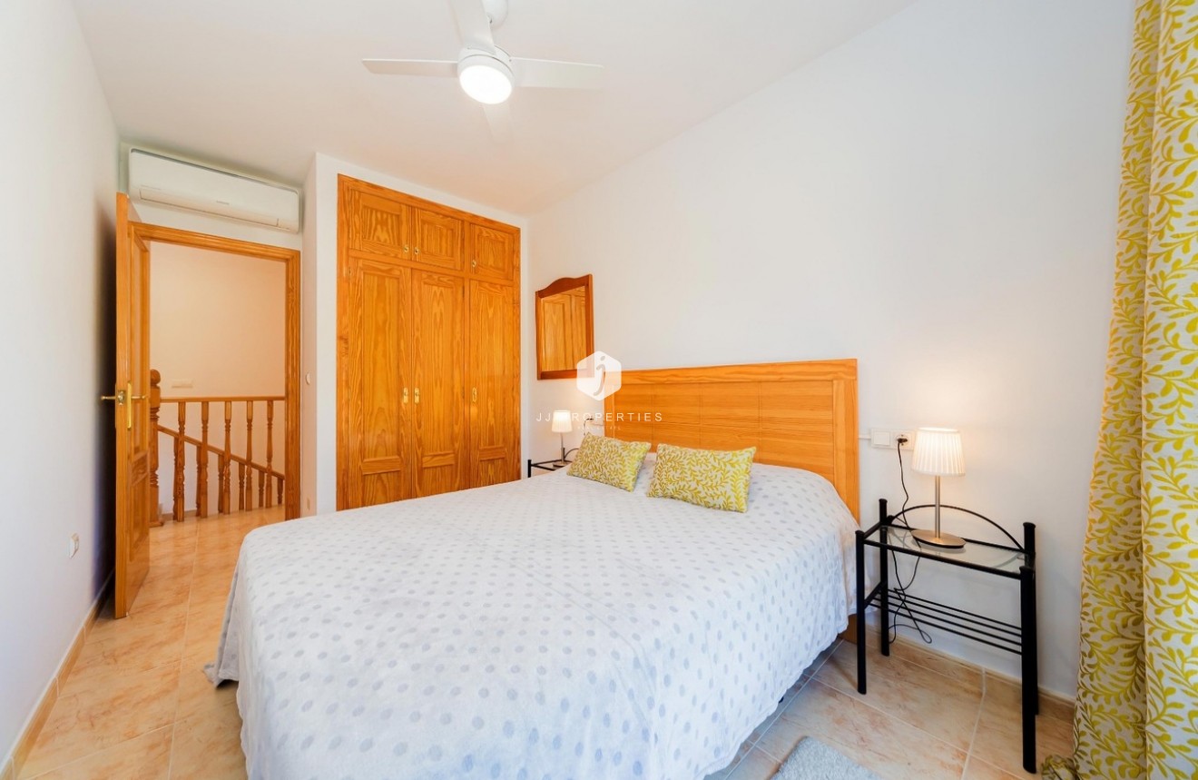 Segunda mano - Duplex -
Dehesa de Campoamor - Costa Blanca