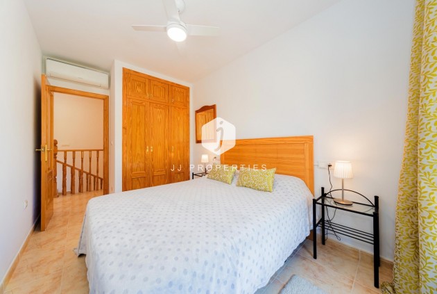 Segunda mano - Duplex -
Dehesa de Campoamor - Costa Blanca