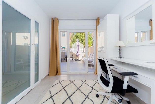 Segunda mano - Duplex -
Dehesa de Campoamor - Costa Blanca