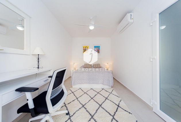 Segunda mano - Duplex -
Dehesa de Campoamor - Costa Blanca