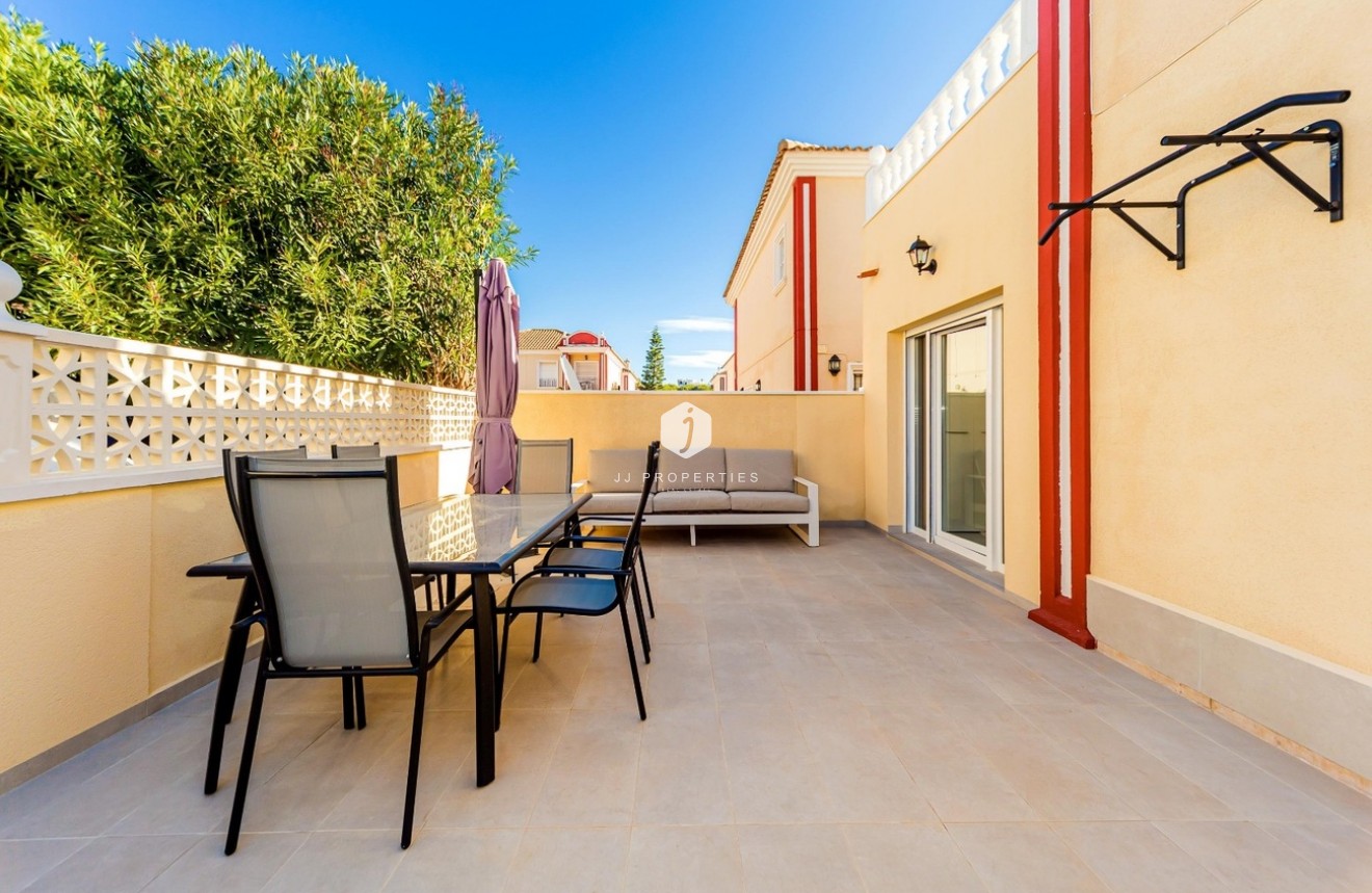 Segunda mano - Duplex -
Dehesa de Campoamor - Costa Blanca