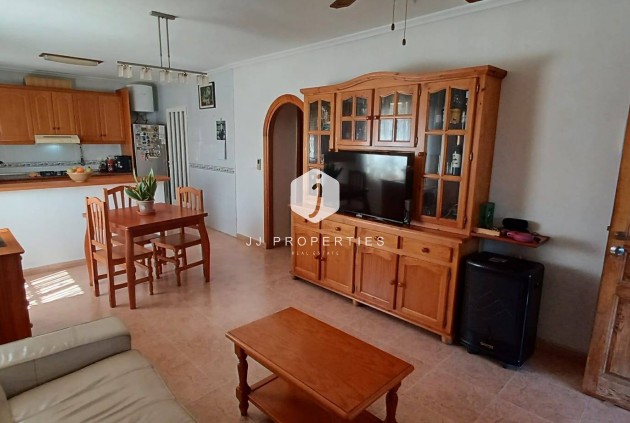 Z drugiej ręki - Bungalow -
Orihuela Costa - Los Almendros-la Florida