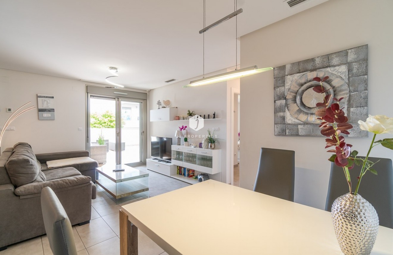 Z drugiej ręki - Mieszkanie w bloku -
Orihuela Costa - Costa Blanca