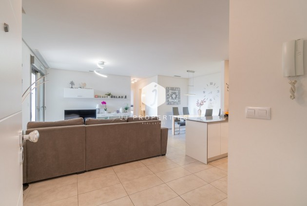 Z drugiej ręki - Mieszkanie w bloku -
Orihuela Costa - Costa Blanca