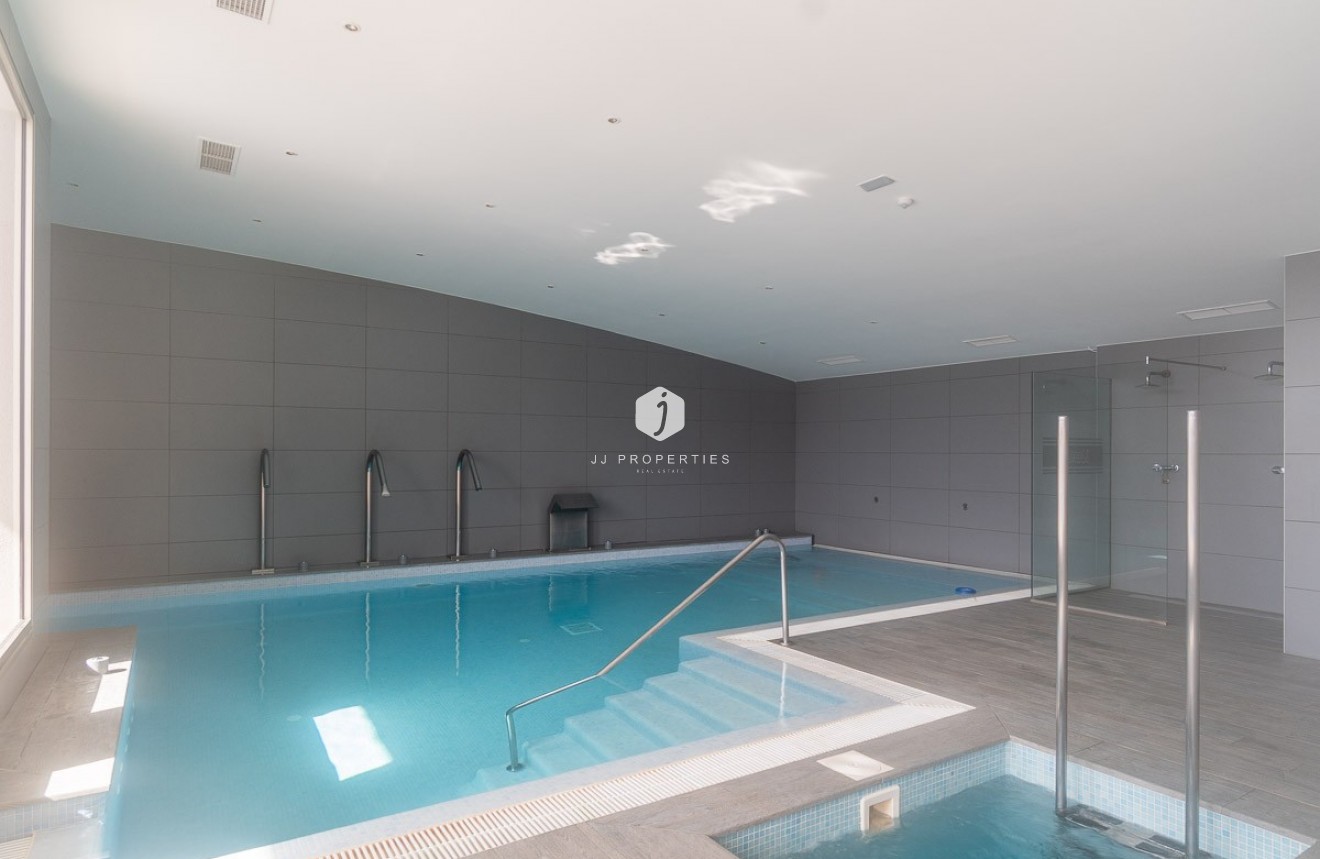 Z drugiej ręki - Mieszkanie w bloku -
Orihuela Costa - Costa Blanca