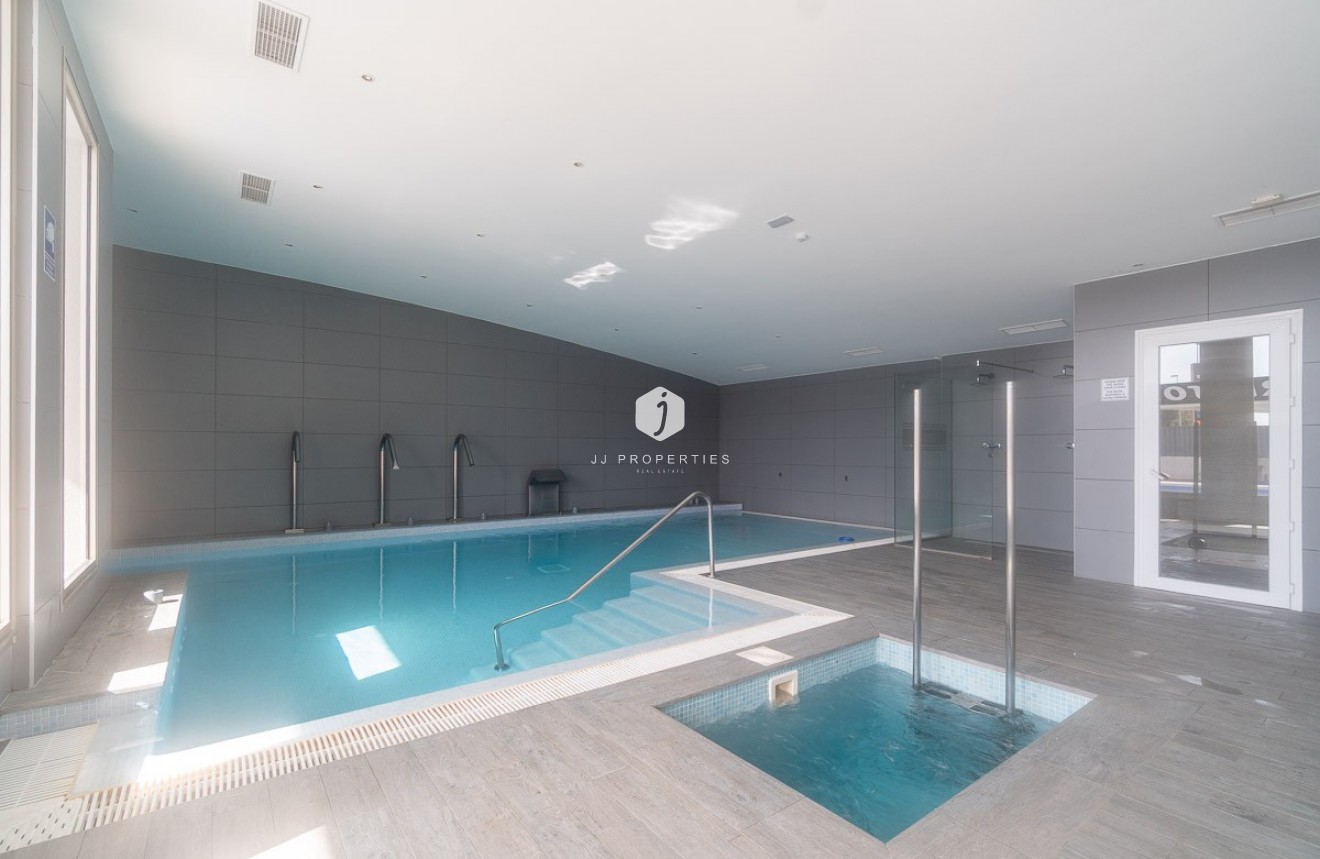 Z drugiej ręki - Mieszkanie w bloku -
Orihuela Costa - Costa Blanca