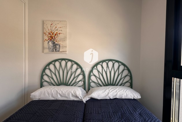 Z drugiej ręki - Mieszkanie w bloku -
Orihuela Costa - Costa Blanca