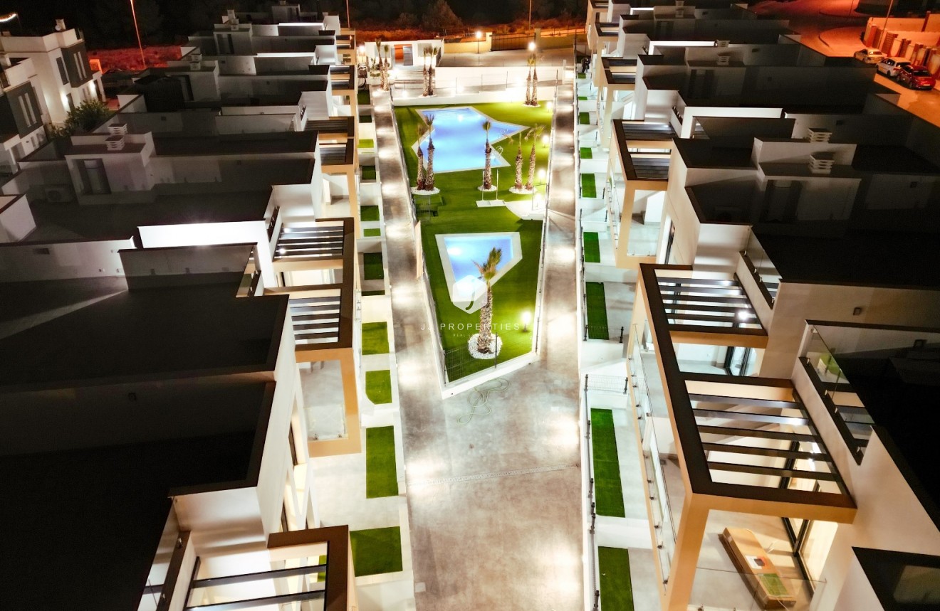 Z drugiej ręki - Mieszkanie w bloku -
Orihuela Costa - Costa Blanca