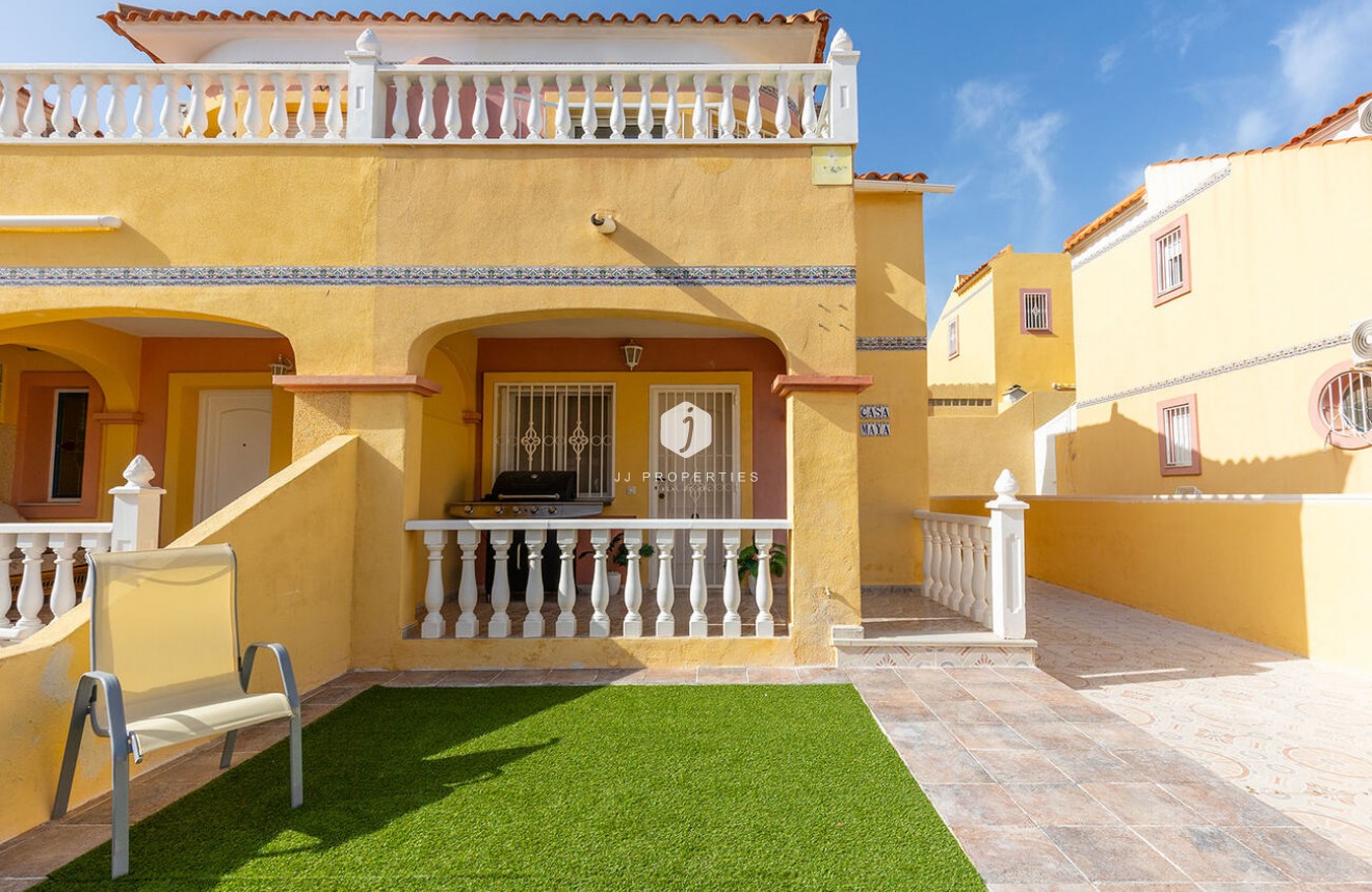 Z drugiej ręki - Szalet -
Orihuela Costa - Villamartín