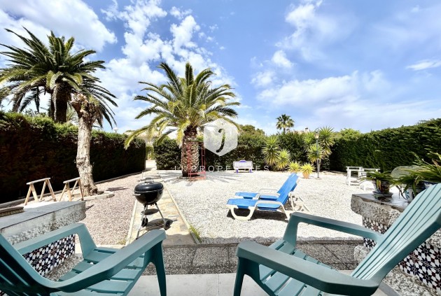 Aus zweiter Hand - Villa -
La Zenia - Costa Blanca