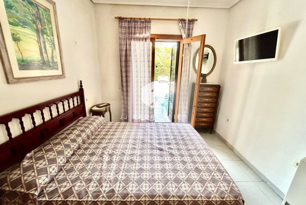 Aus zweiter Hand - Villa -
La Zenia - Costa Blanca