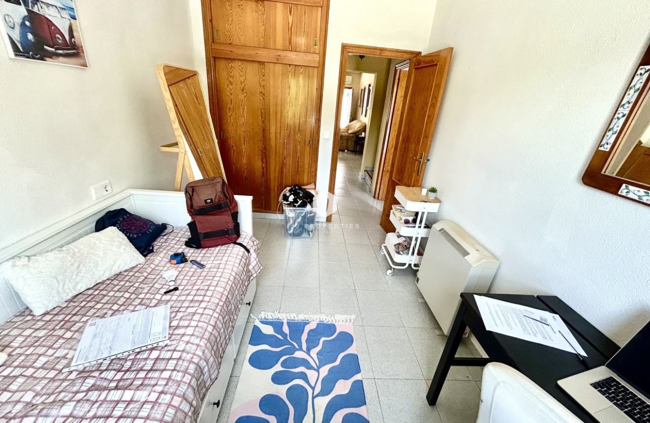 Aus zweiter Hand - Villa -
La Zenia - Costa Blanca