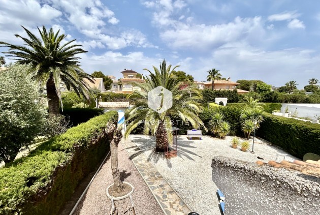 Aus zweiter Hand - Villa -
La Zenia - Costa Blanca