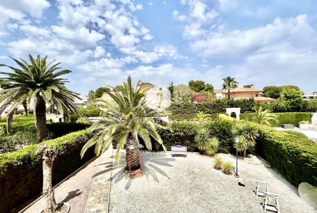 Aus zweiter Hand - Villa -
La Zenia - Costa Blanca