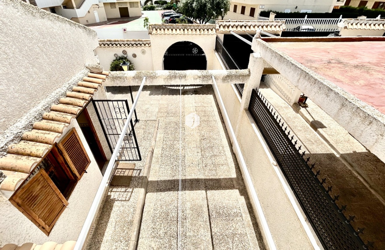 Aus zweiter Hand - Villa -
La Zenia - Costa Blanca